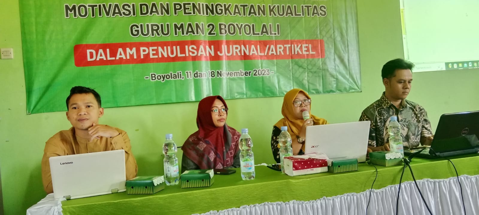 Tingkatkan Kemampuan Menulis Guru, TBI UIN Salatiga Gelar Pelatihan Penulisan Artikel Ilmiah